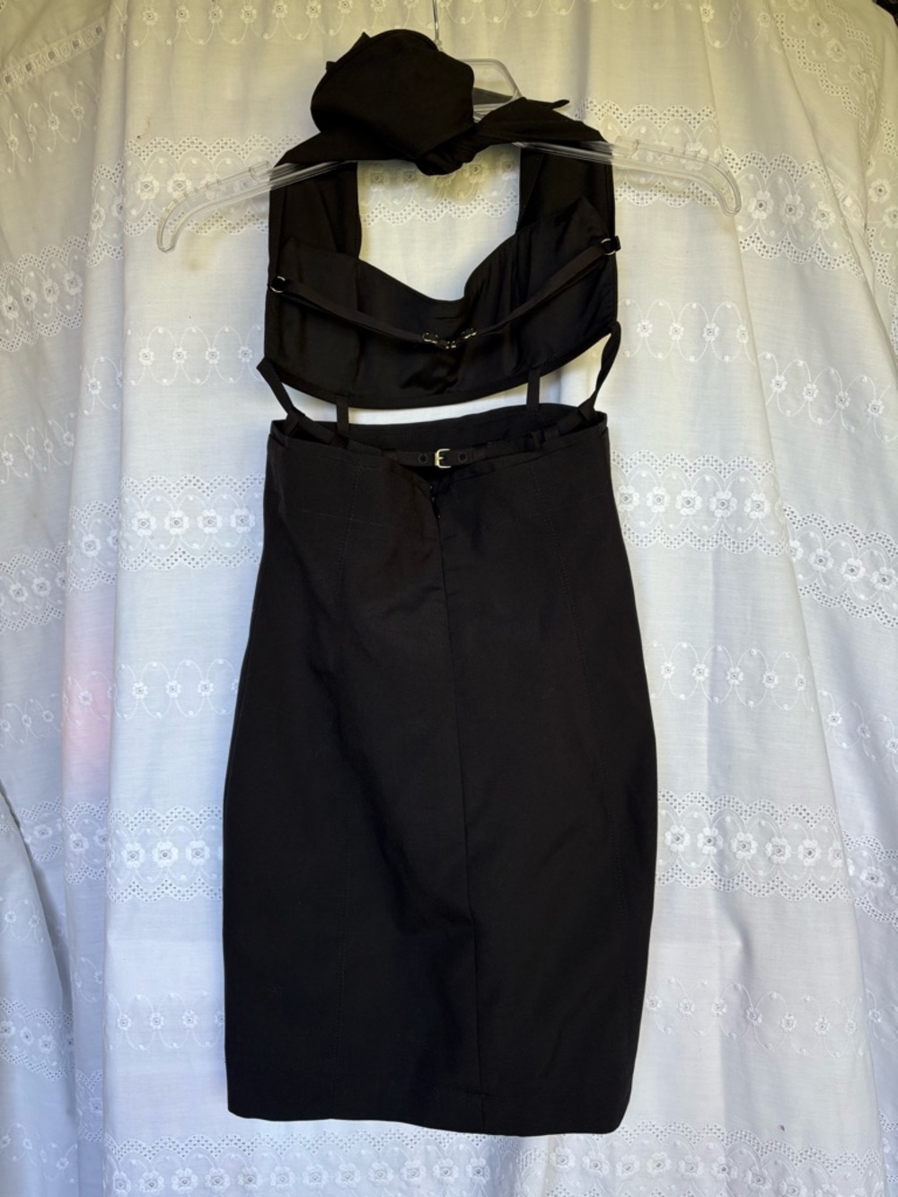 Jacquemus Black Backless Cutout Halter Dress - Picture 5 of 11